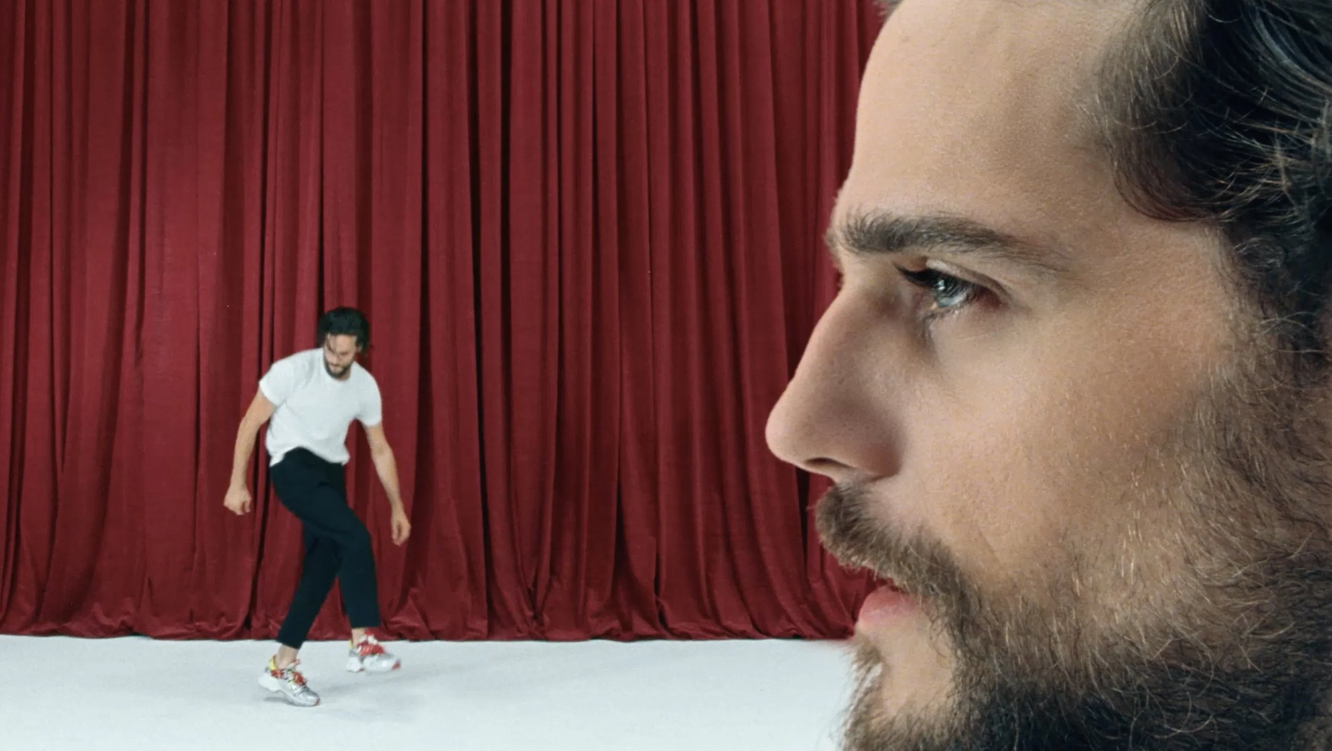 LOUBOUTIN — RUN LOUBI RUN — visuel 4