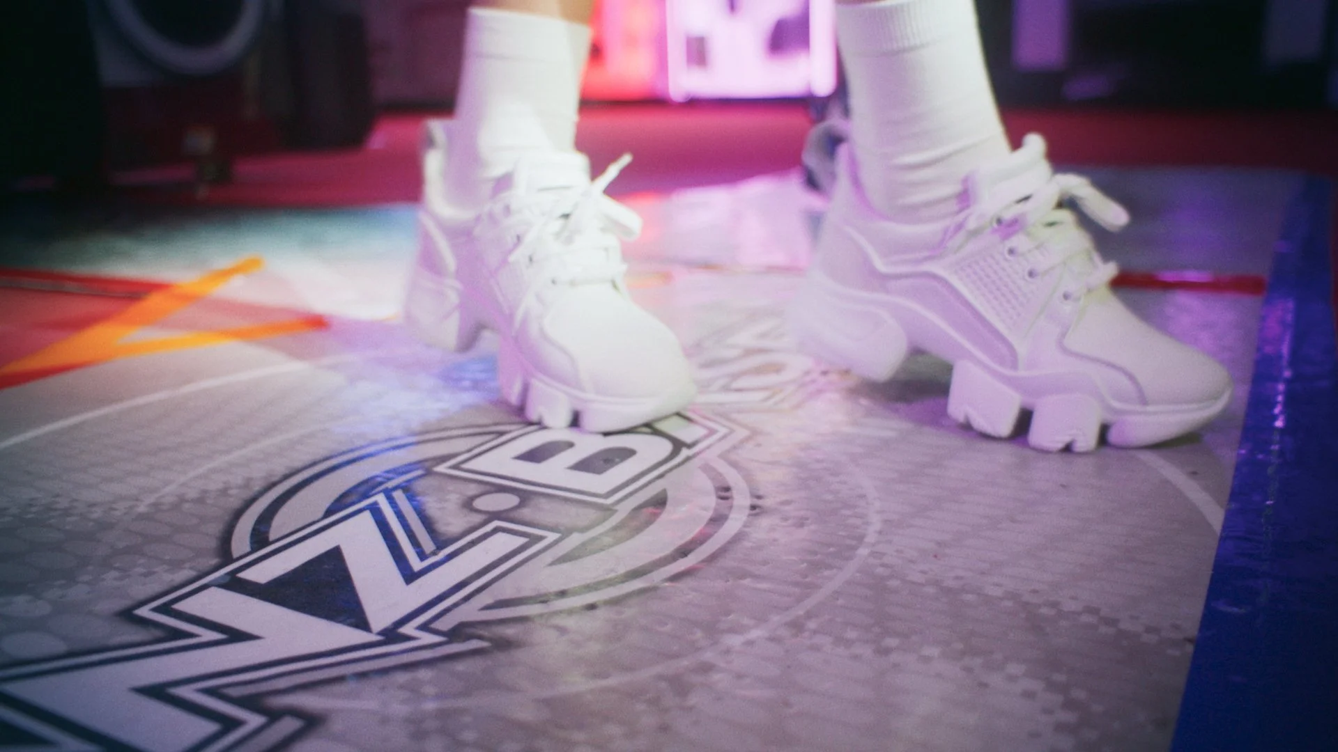 GIVENCHY — THE GIVENCHY JAW SNEAKERS — visuel 4