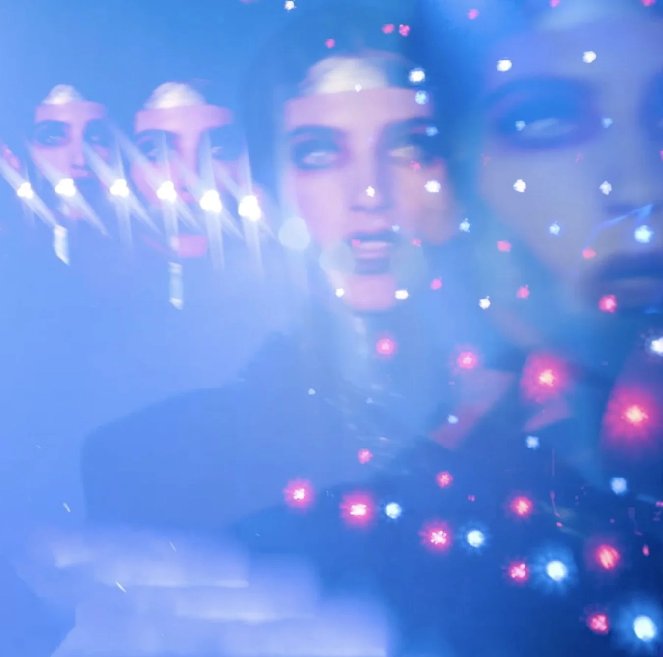 LA FEMME — PARADIGMES — visuel 5
