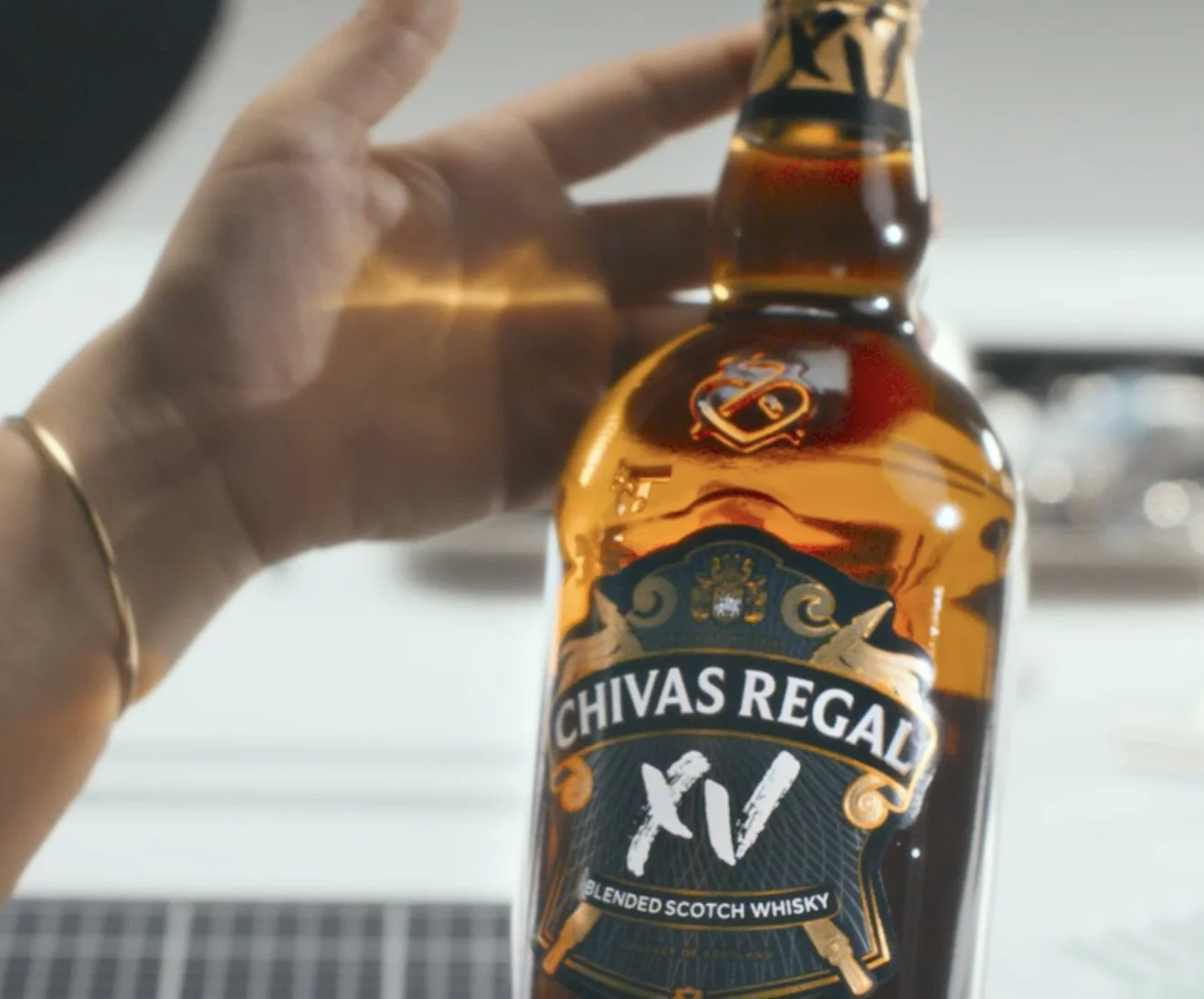 CHIVAS — Chivas X Dolly — visuel 3