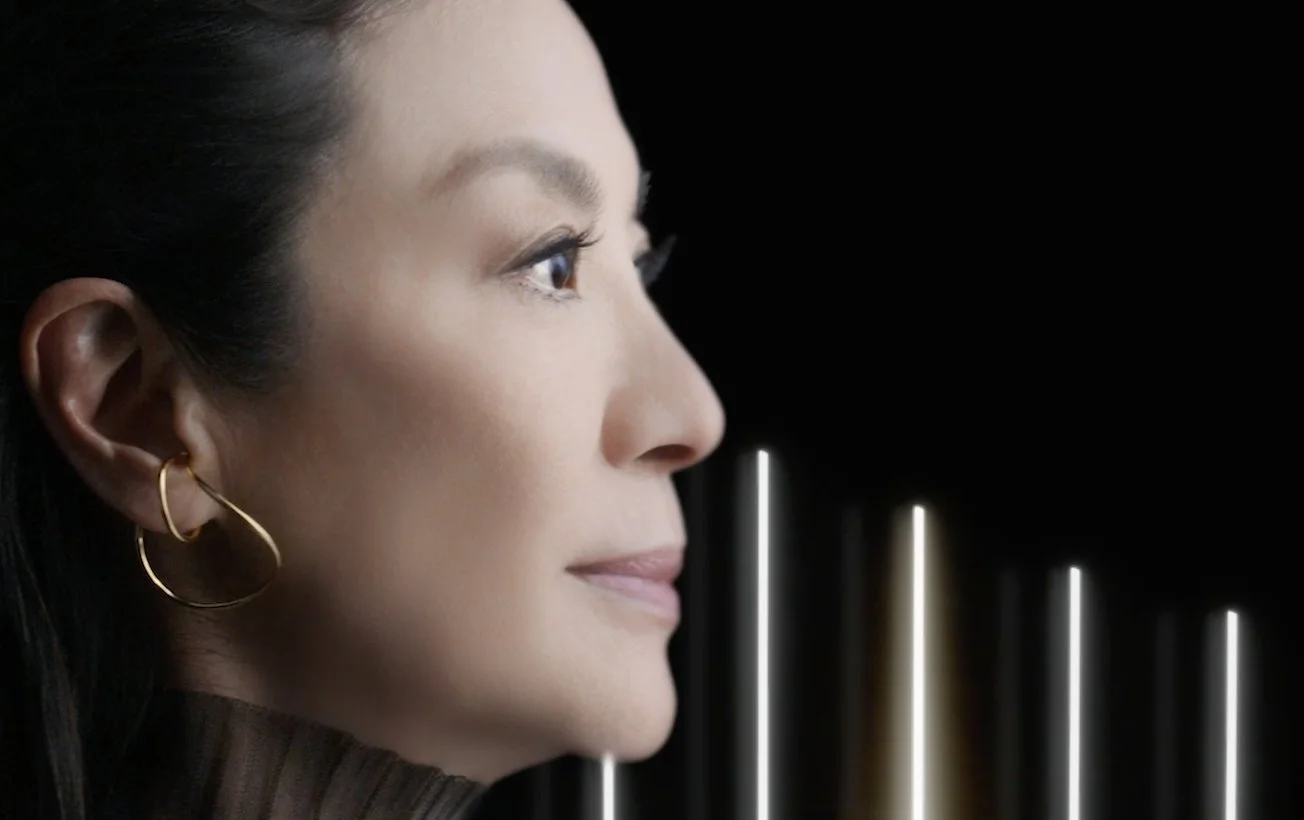 HELENA RUBINSTEIN — Re-plasty Age recovery - Michelle Yeoh — visuel 1