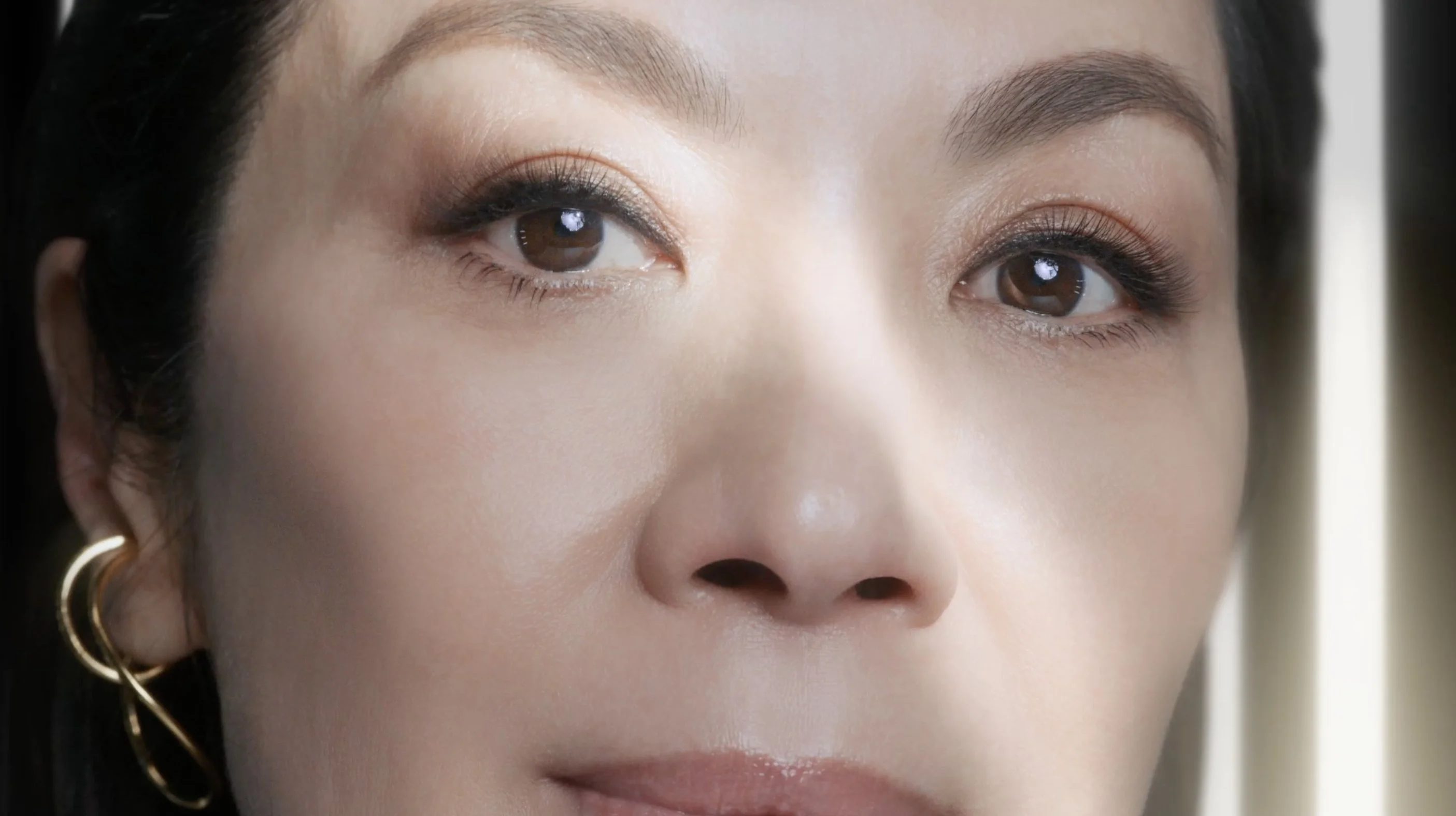 HELENA RUBINSTEIN — Re-plasty Age recovery - Michelle Yeoh — visuel 4